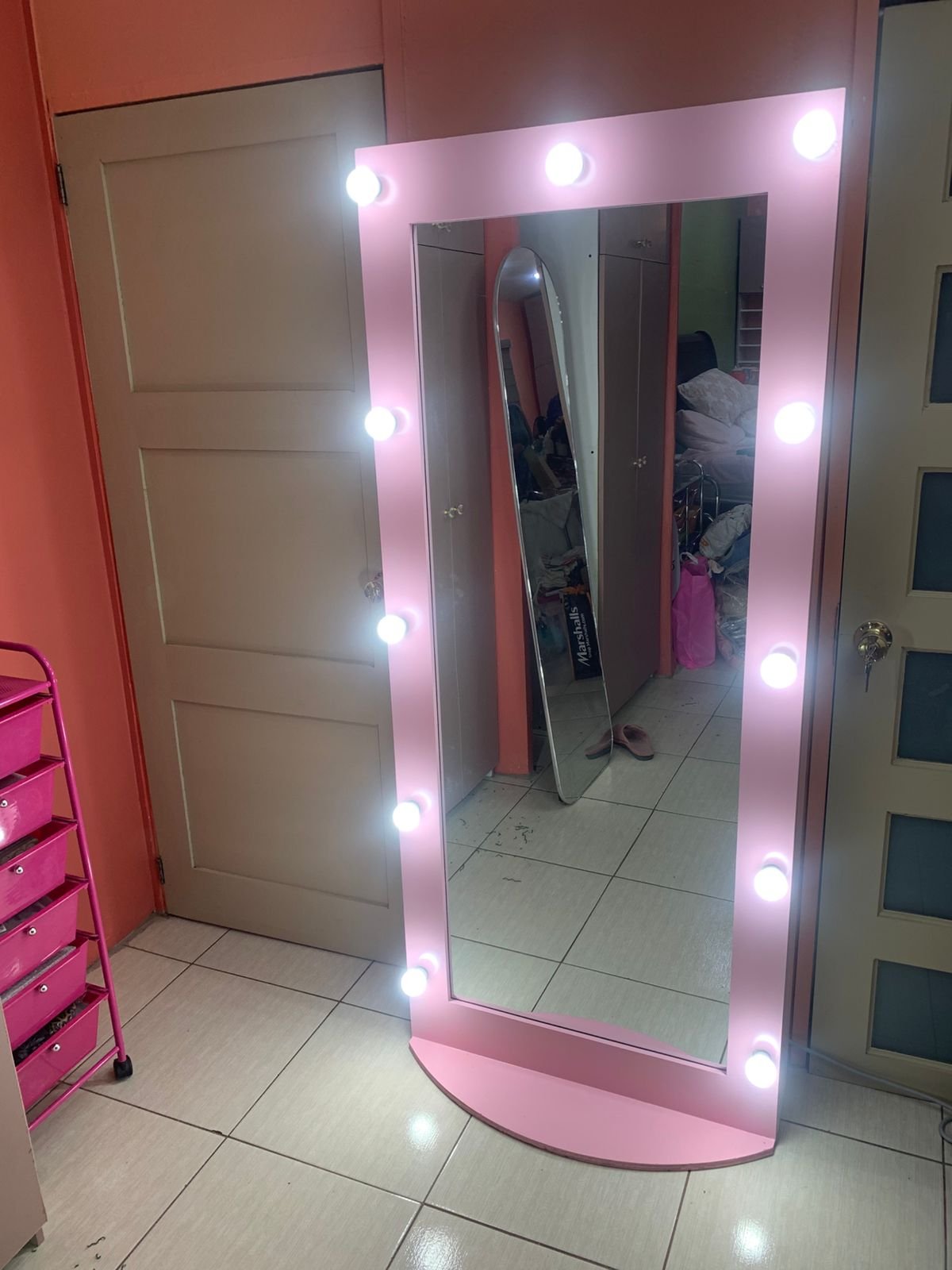 Walk-in Wardrobe
